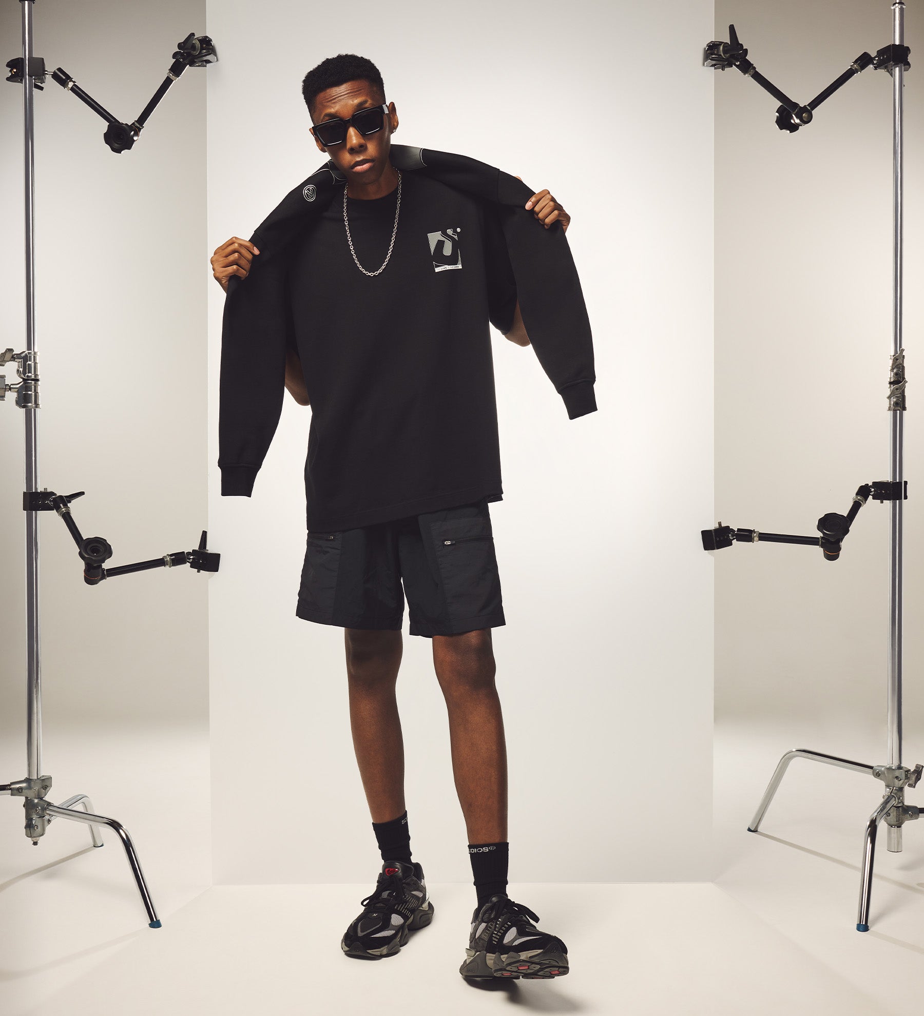 Initial Box T-Shirt [Black]