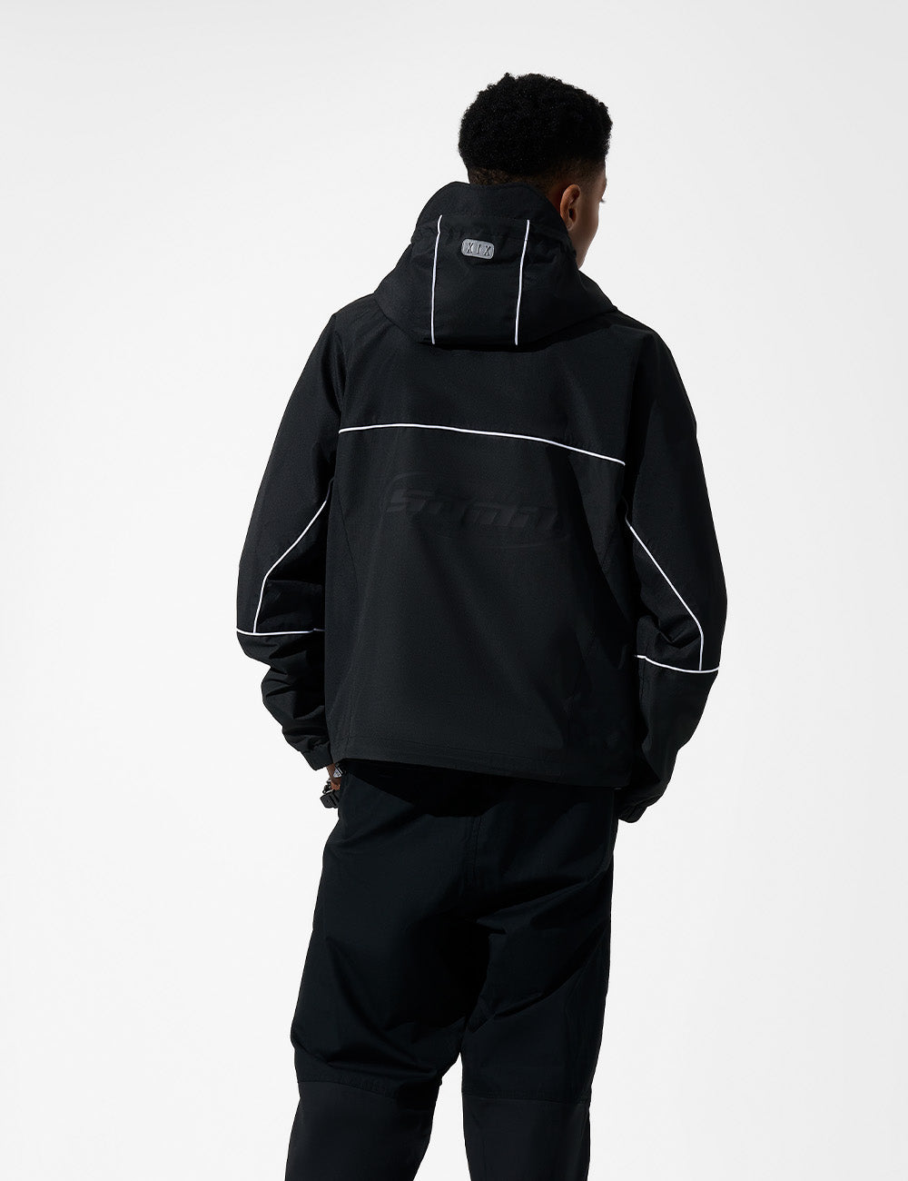 Vertex Windbreaker [Triple Black]