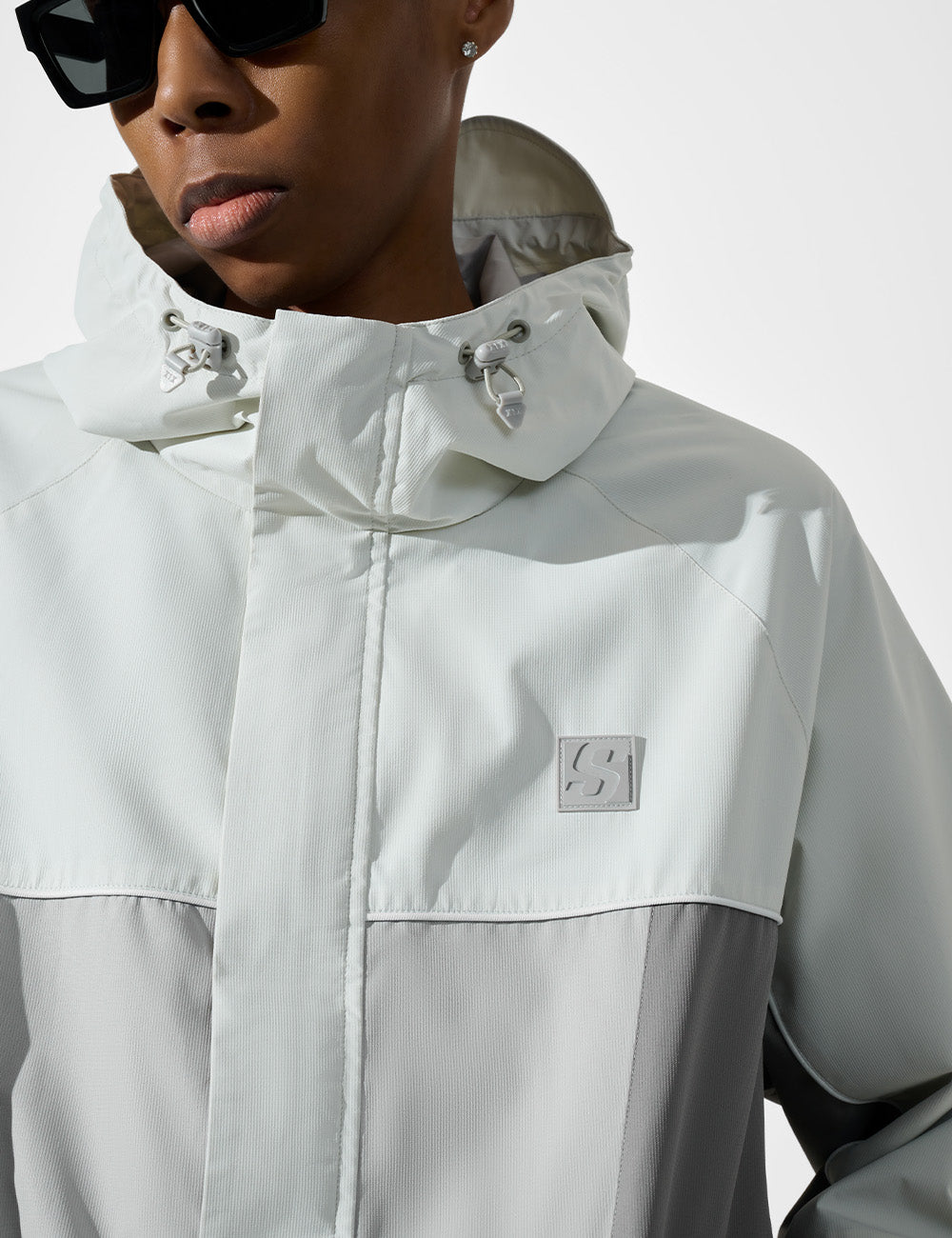 Vertex Windbreaker [Arctic White]