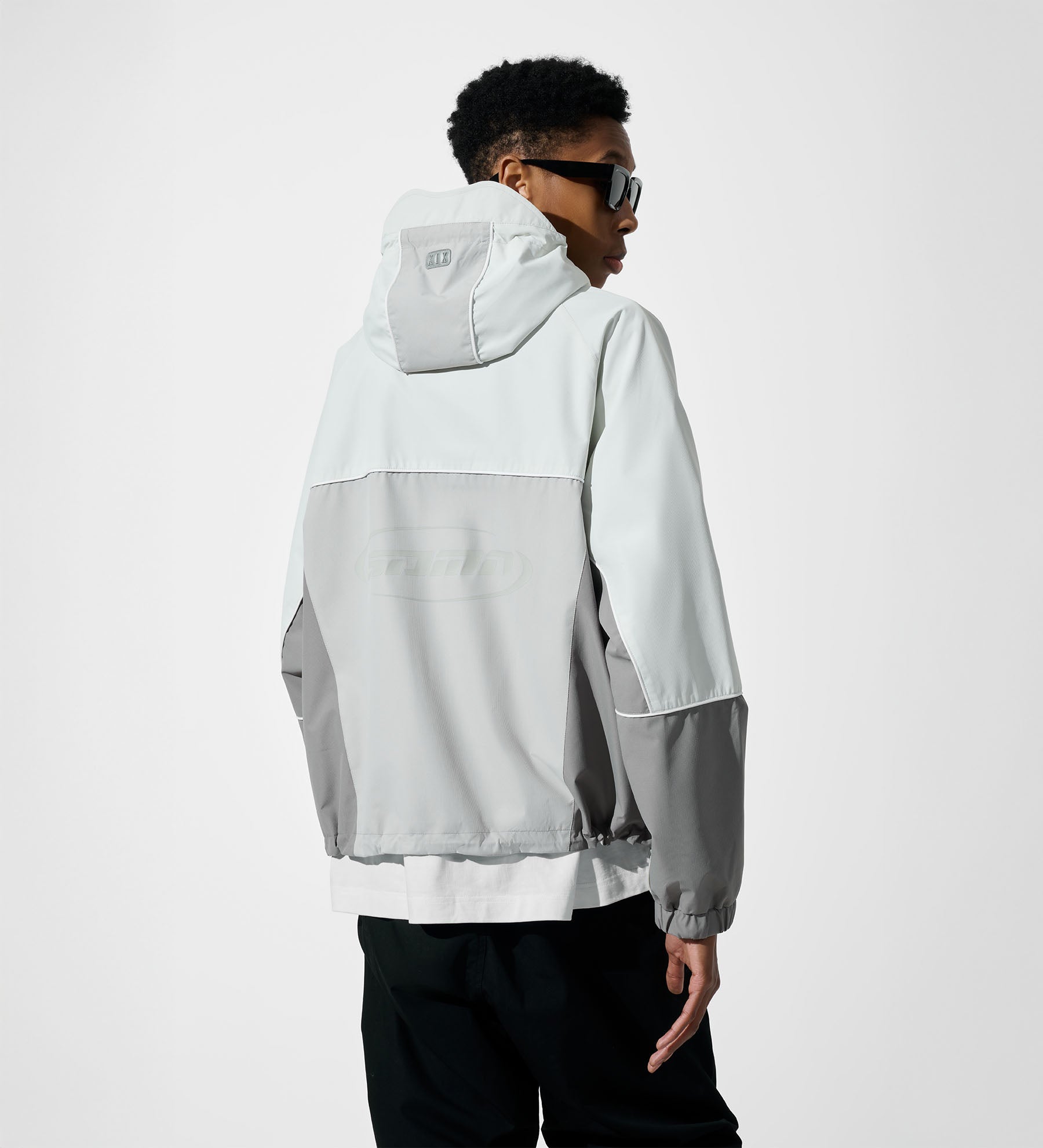 Vertex Windbreaker [Arctic White]