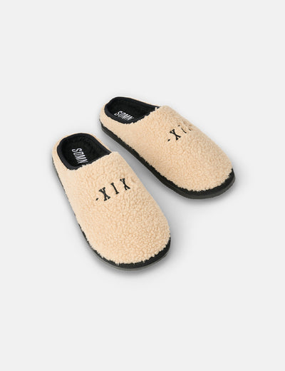 XIX Sherpa Slippers [Beige]